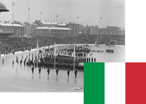 Bildemontasje med Italias flagg over et bilde fra åpningsseremonien på Bislett stadion 15.2.1952 (Foto: P.A. Røstad / Oslo Museum)