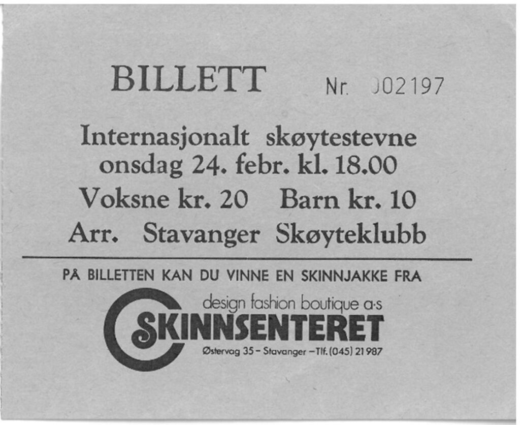 Billett til internasjonalt skøytestevne på Sørmarka kunstisbane 24. februar 1982.