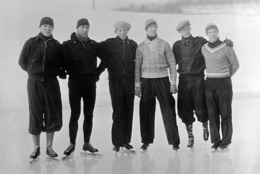Bilde av den norske skøytetroppen under OL i Lake Placid i 1932.