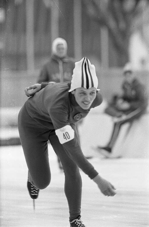 Bilde av den sovjetiske skøyteløperen Ljudmila Titova