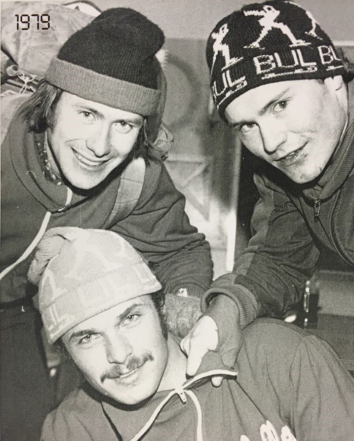 Bilde av skøyteløperne Asle Terje Johansen, Jarle Pedersen og Frode Rønning.