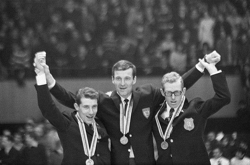 Bilde av seierspallen etter 5000 m under OL i Grenoble i 1968.